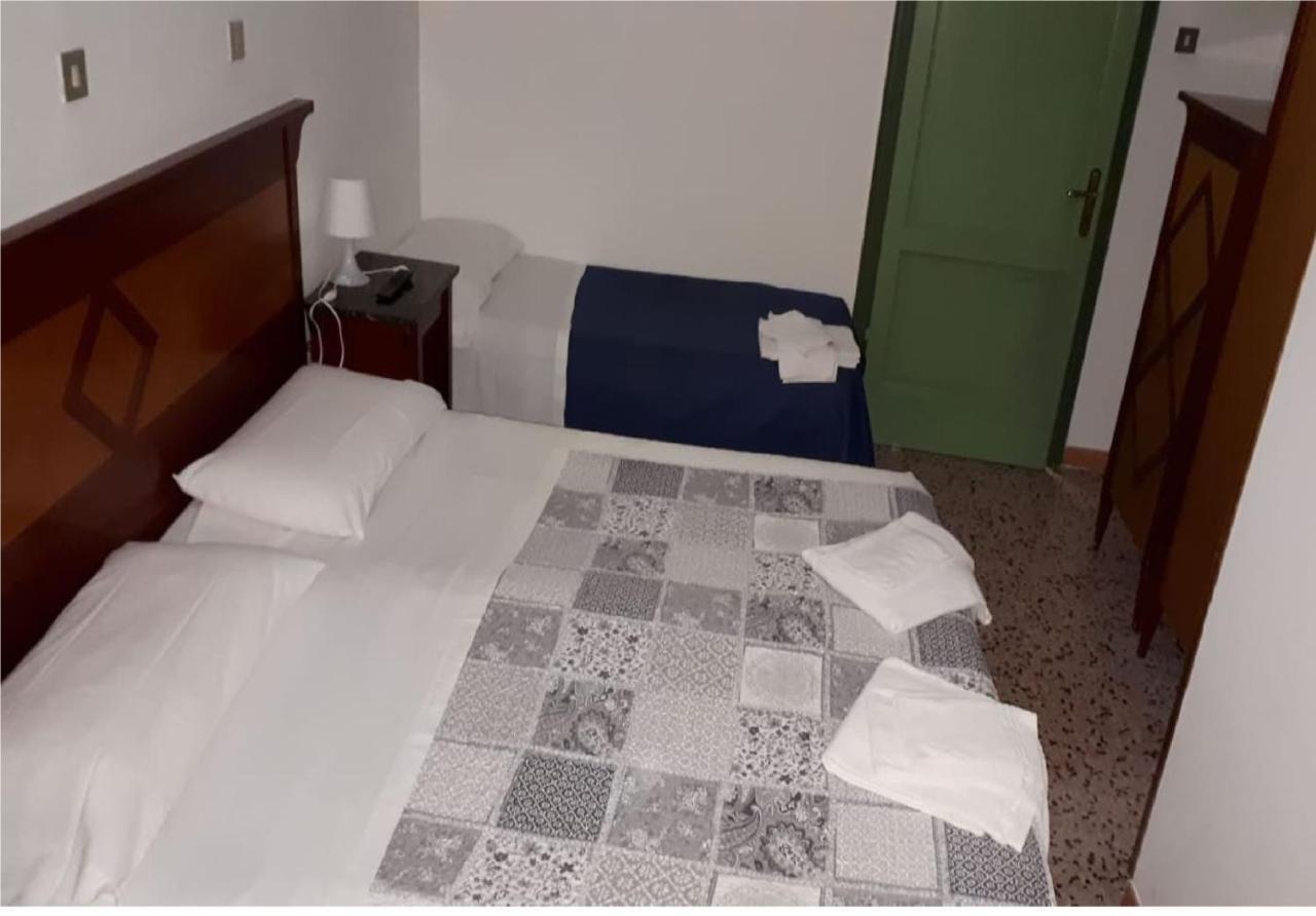 Hotel Maida Фоллоника Экстерьер фото